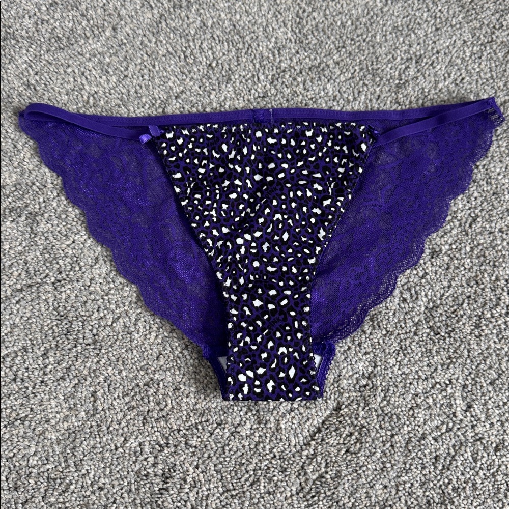 Vintage Victoria’s Secret PINK String Bikini Panties